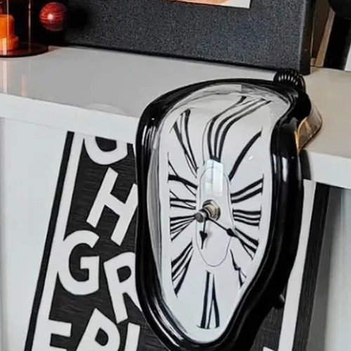 Melted Effect Wall Clock