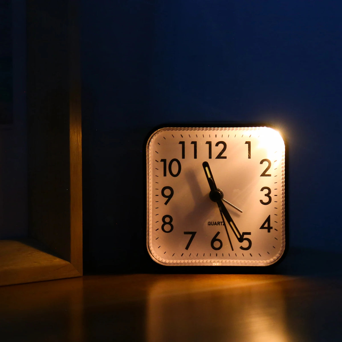 Analog Bedside Alarm Clock
