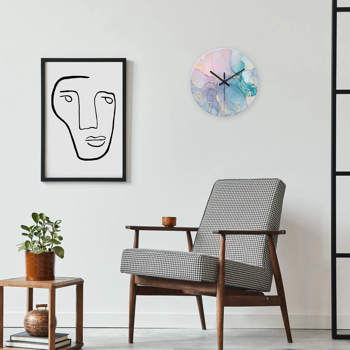 Fashionable Wall Clocks