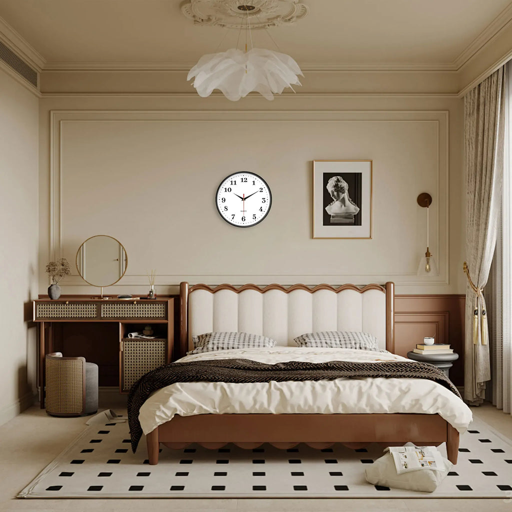 FinestClock Simple Wall Clock Design